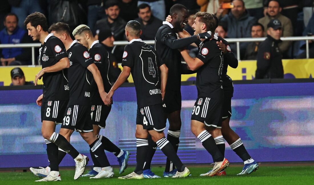 Trendyol Süper Lig'in 18. haftasında Beşiktaş, deplasmanda Atakaş Hatayspor'u 2-1