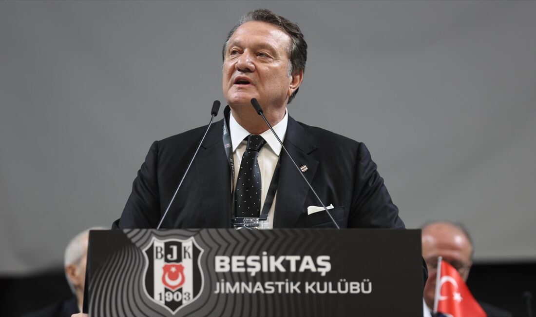 Kongrede oy sayımı tamamlandı. Toplam 7 bin 271 oy alan