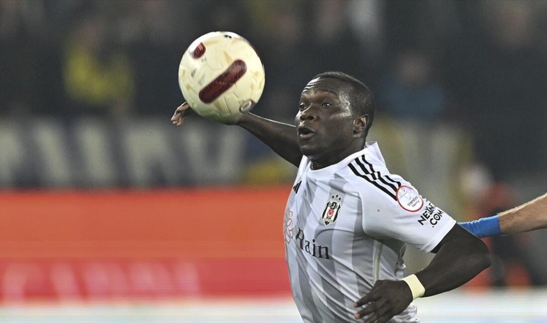 Beşiktaş'ın kadro dışı bıraktığı isimlerden Vincent Aboubakar, saç ektirdiği için