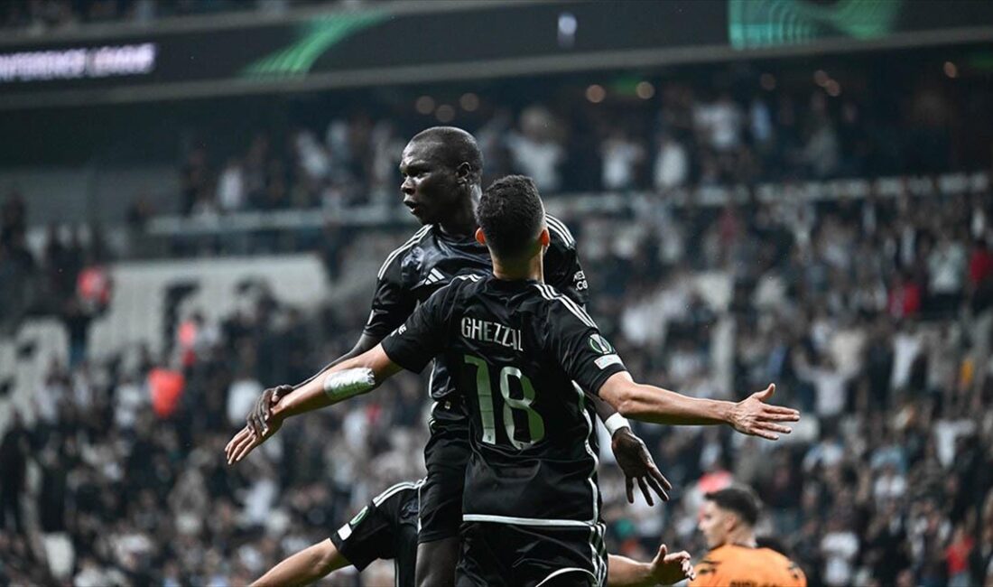 İSTANBUL (AA) – Kulüpten yapılan açıklamada, “Futbol A takımımızdan 5