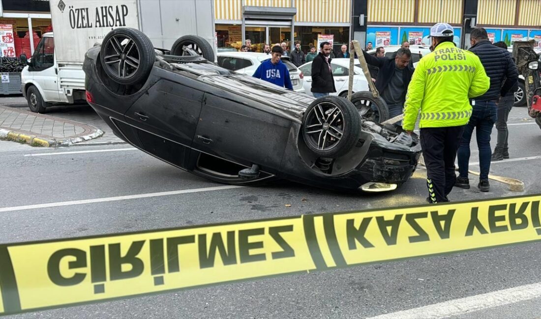 Beylikdüzü'nde sahte plaka takan ve polisin "dur" ihtarına uymayan otomobildeki
