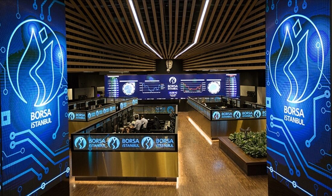 Borsa İstanbul'da BIST 100 endeksi, güne yatay seyirle 7.727,37 puandan