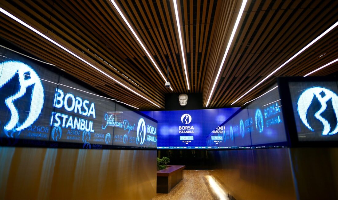 İSTANBUL (AA) – BIST 100 endeksi, önceki kapanışa göre 38,89