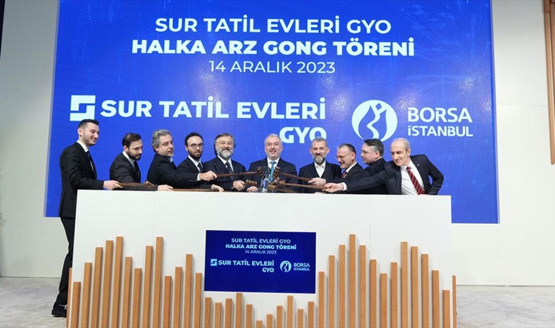 Sur Yapı çatısı altında faaliyet gösteren Sur Tatil Evleri Gayrimenkul
