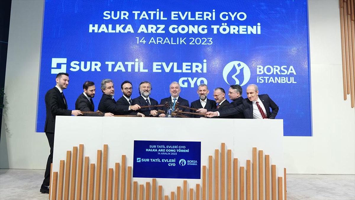 Sur Yapı çatısı altında faaliyet gösteren Sur Tatil Evleri Gayrimenkul