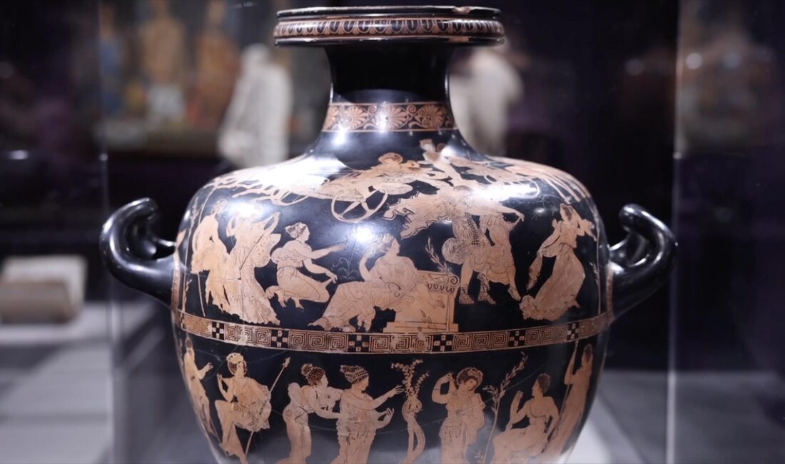 ATINA (AA) – Yunanistan’daki Akropolis Müzesi, “Manalar” (Noimata) isimli sergiye