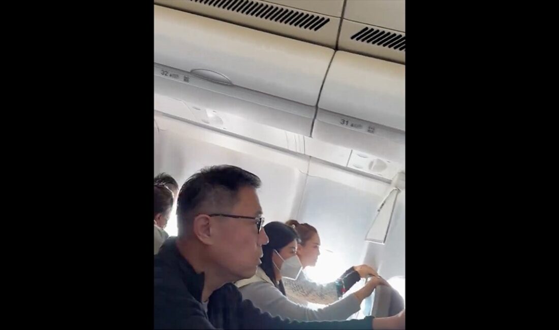 China Eastern Havayolları'na ait A330-300 tipi uçak, motor arızası nedeniyle