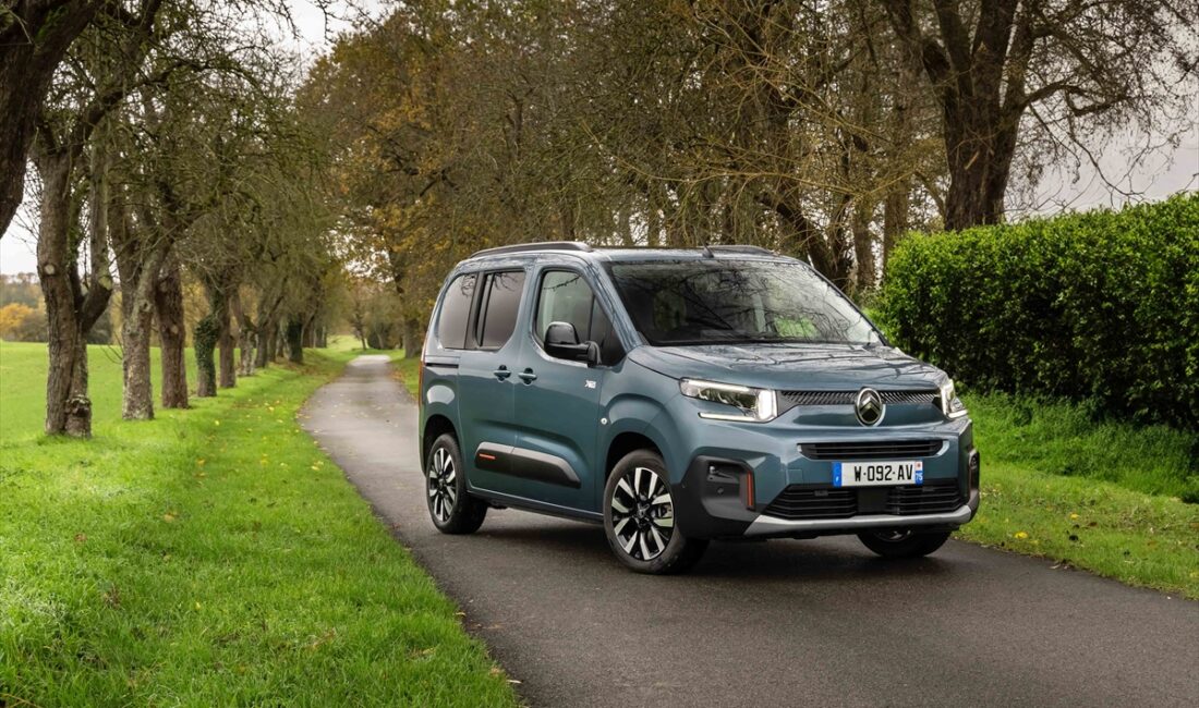 - Yeni Berlingo'da 4 silindirli 130 HP dizel motor sunuluyor
