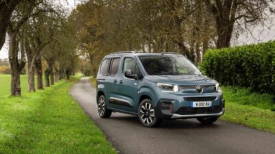- Yeni Berlingo'da 4 silindirli 130 HP dizel motor sunuluyor