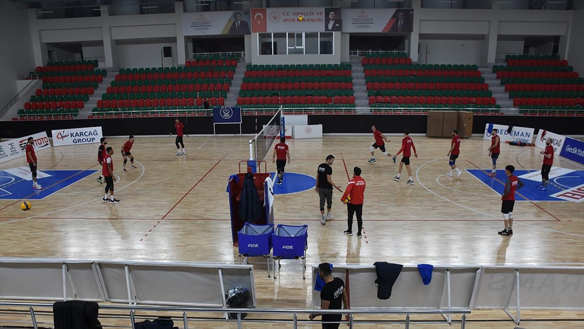 Voleybol AXA Sigorta Efeler Ligi'nde yer alan RAMS Global Cizre