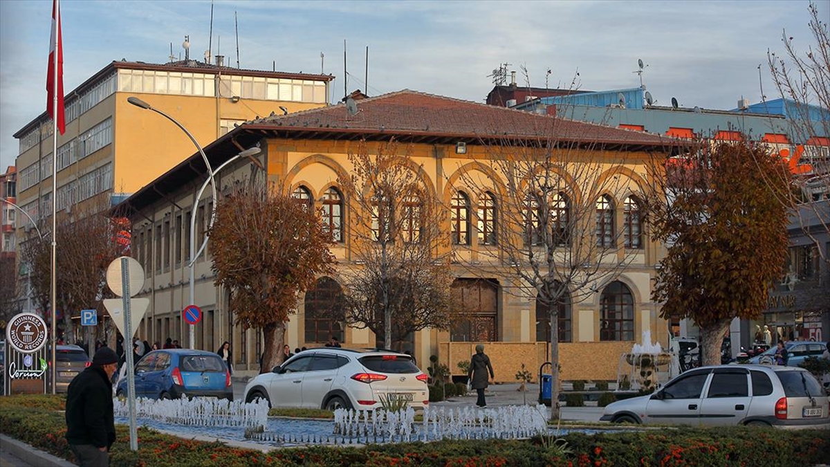 Çorum'da 1923'te kütüphane olarak inşa edilen, 1960'tan bu yana ise