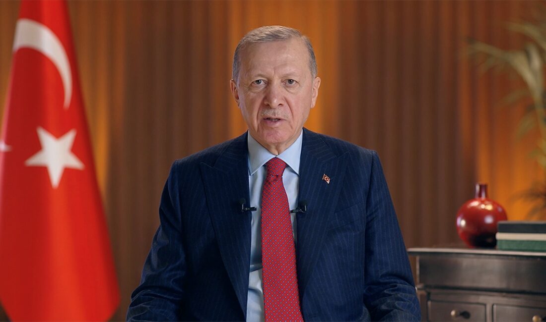 Cumhurbaşkanı Erdoğan: 2023 hedefleri başlangıçtı, asıl çıkışımızı Türkiye Yüzyılı ile 2024'le birlikte başlatıyoruz Cumhurbaşkanı Recep Tayyip Erdoğan, "2023 hedefleri başlangıçtı, asıl çıkışımızı Türkiye