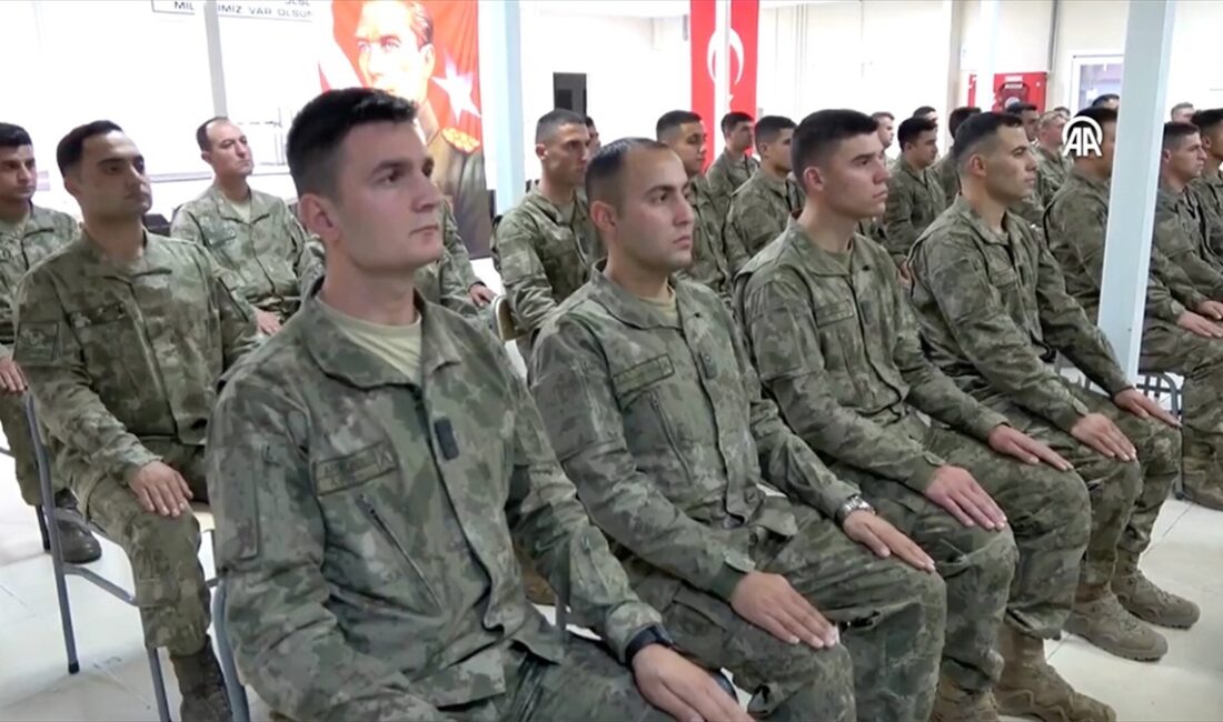 Cumhurbaşkanı Erdoğan, Mehmetçik'in yeni yılını kutladı Cumhurbaşkanı Recep Tayyip Erdoğan, Milli Savunma Bakanı Yaşar Güler'in 6.