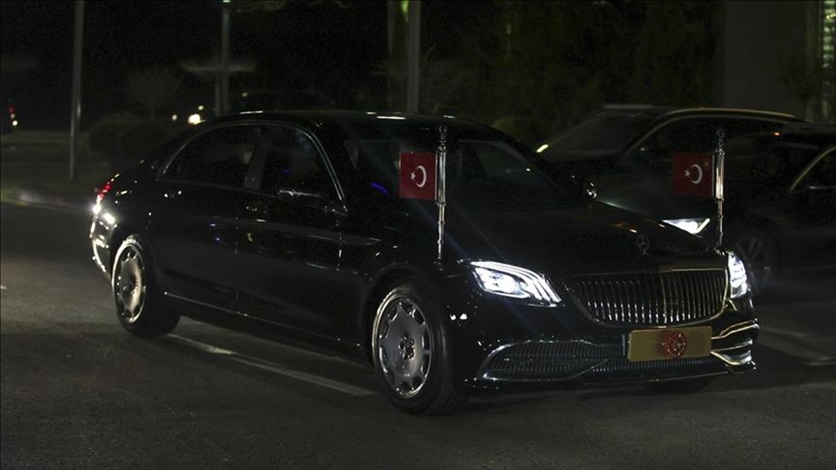 İSTANBUL (AA) – Özel uçak “TUR” ile 20.30’da Atatürk Havalimanı’na