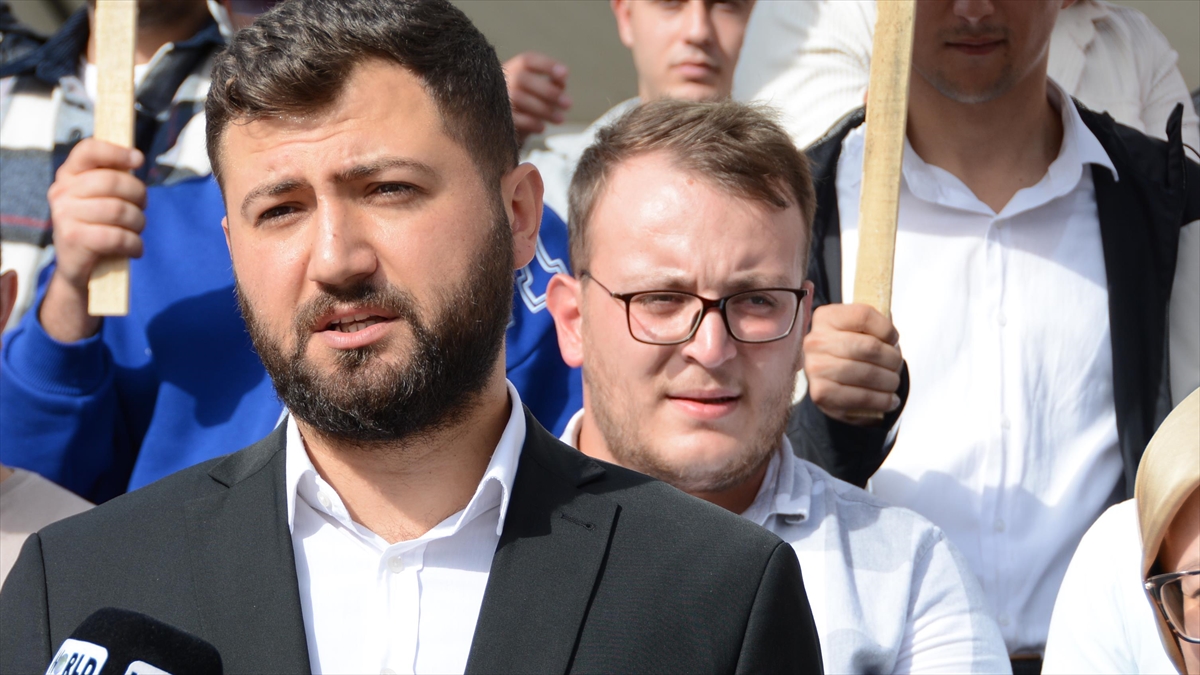 Cumhurbaşkanı ve AK Parti Genel Başkanı Recep Tayyip Erdoğan, kalp