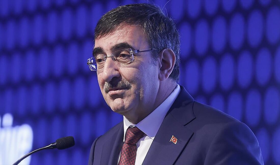 Cumhurbaşkanı Yardımcısı Yılmaz "Finansal hizmet ihracat hacmini artırmak üzere değişen
