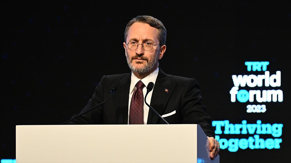 Cumhurbaşkanlığı İletişim Başkanı Fahrettin Altun, "Dezenformasyonun insan hayatını, kamu sağlığını,