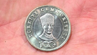 Darphane ve Damga Matbaası Genel Müdürlüğü, "5 liralık hatıra paralardaki
