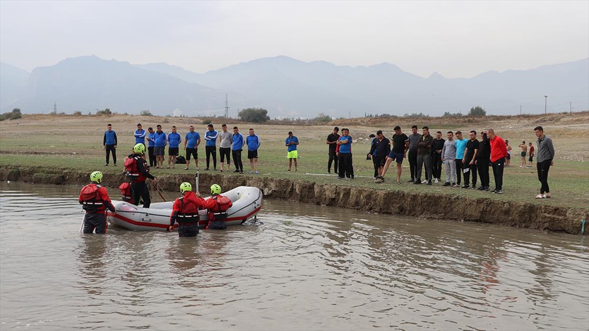 Denizli'de, Jandarma Arama Kurtarma (JAK) ve Afet ve Acil Durum