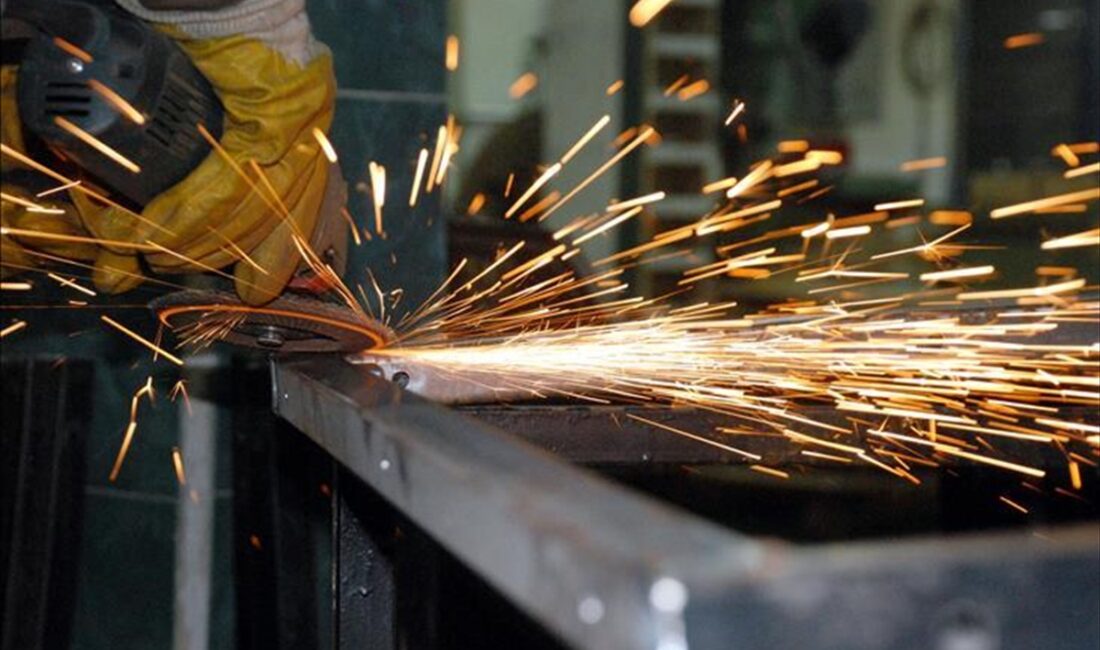 Deprem bölgesinde sanayi alanı olabilecek yerlere ilişkin usul ve esaslar belirlendi ANKARA (AA) – Sanayi ve Teknoloji Bakanlığı tarafından hazırlanan “Afet