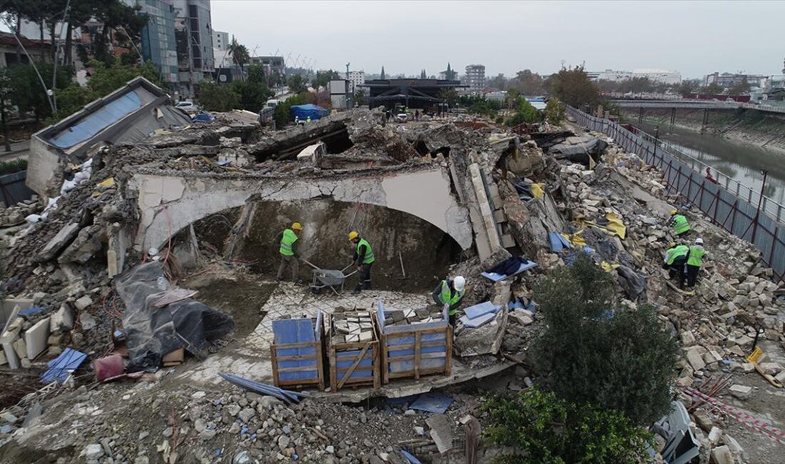 Hatay Devleti döneminde meclis binası olarak kullanılan ve 6 Şubat'taki