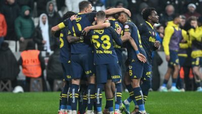 Trendyol Süper Lig'in 15. haftasındaki derbi mücadelede Fenerbahçe, Beşiktaş'ı deplasmanda