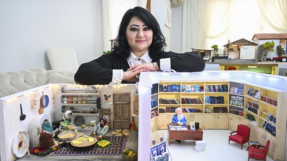 Sanatçı Şenay Fidan, İsrail-Filistin savaşında evlerini kaybeden 10 Filistinli aileye,