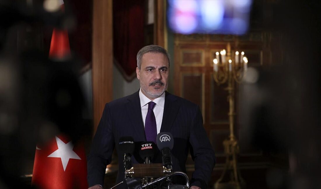 Dışişleri Bakanı Hakan Fidan, 2023'te 25 farklı ülkeye 36 ziyaret