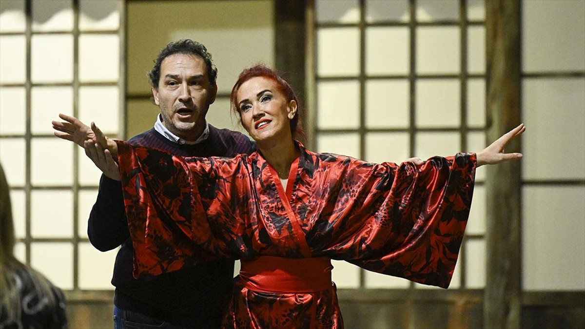 Ankara Devlet Opera ve Balesi, Türkiye'de ilk kez 1941'de sahnelenen,