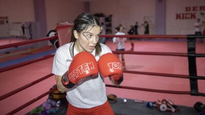 Portekiz'deki Dünya Kick Boks Şampiyonası'nda altın madalyanın sahibi olan Tuncelili