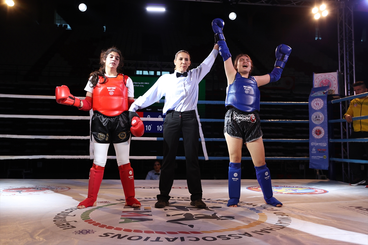 Elit Büyükler Avrupa Muaythai Şampiyonası Antalya'da başladı