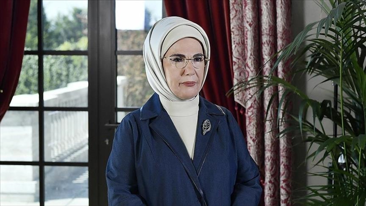 İSTANBUL (AA) – Emine Erdoğan, sosyal medya hesabından yaptığı paylaşımda,
