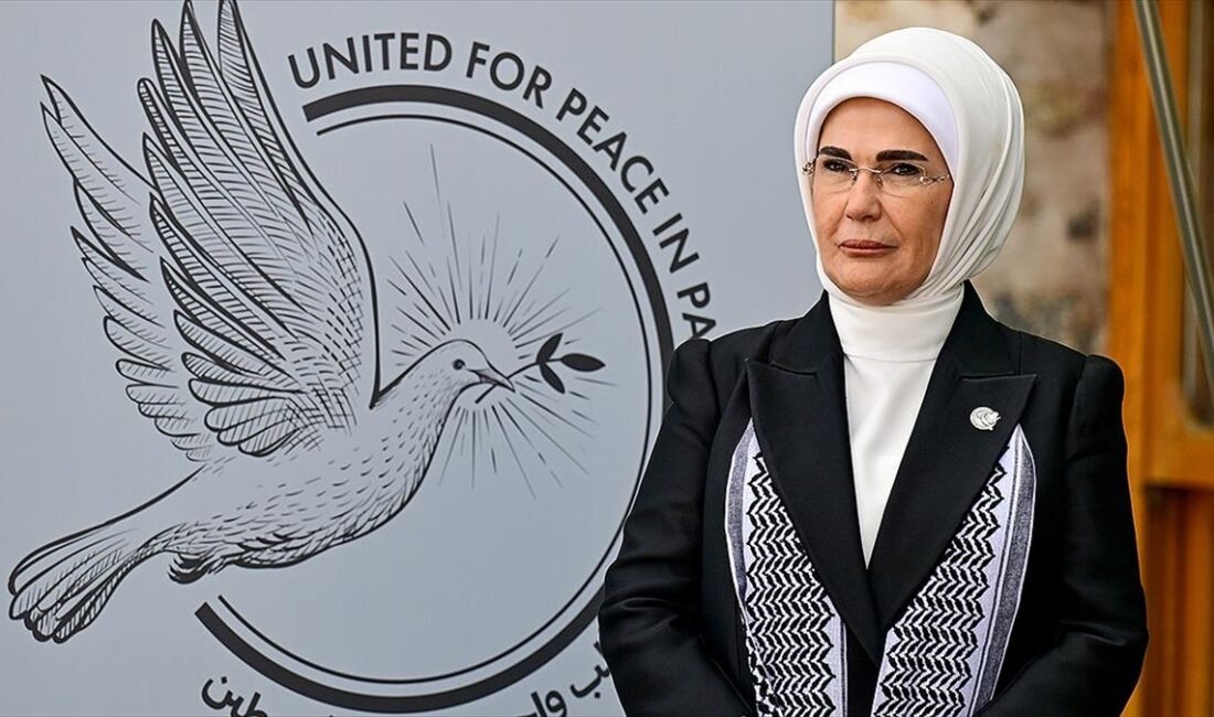 Emine Erdoğan, "İsrailli bir bakan, Gazze'ye atom bombası atmayı 'seçeneklerden