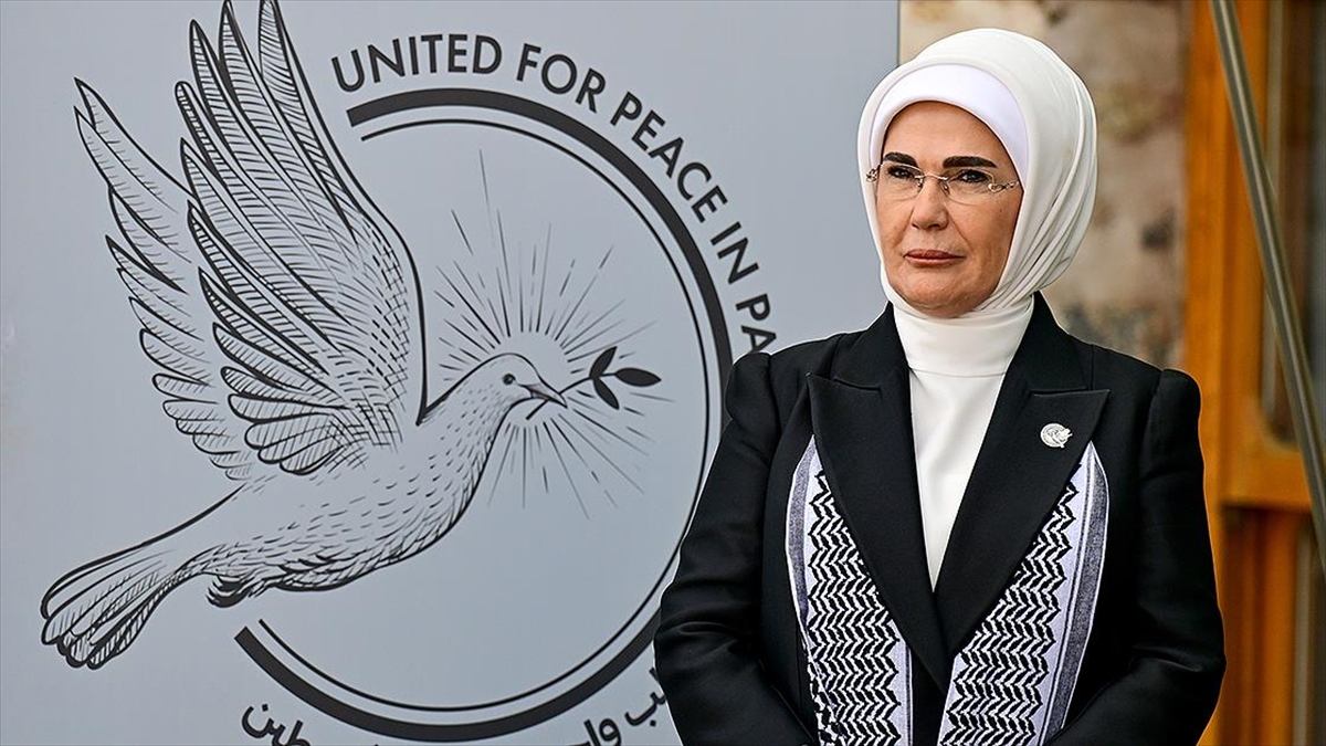 Emine Erdoğan, "İsrailli bir bakan, Gazze'ye atom bombası atmayı 'seçeneklerden