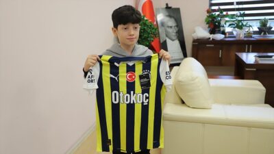 Fenerbahçeli futbolcu Emre Mor, Pamukkale Üniversitesi (PAÜ) Hastanesinde üç yıldır