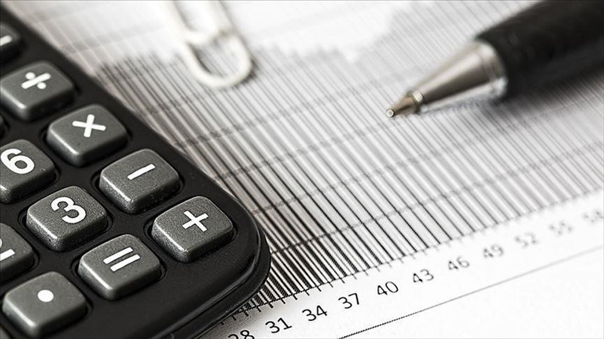 Enflasyonla mücadele kapsamında tütün ürünlerinin vergi dağılımında değişikliğe gidilerek nispi
