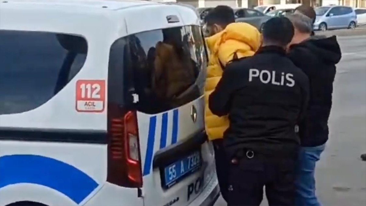 İçişleri Bakanı Ali Yerlikaya, Suudi Arabistan'ın başkenti Riyad'da Galatasaray-Fenerbahçe arasındaki