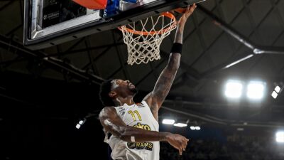 İSTANBUL (AA) – &Uuml;lker Spor ve Etkinlik Salonu’nda oynanacak m&uuml;sabaka,