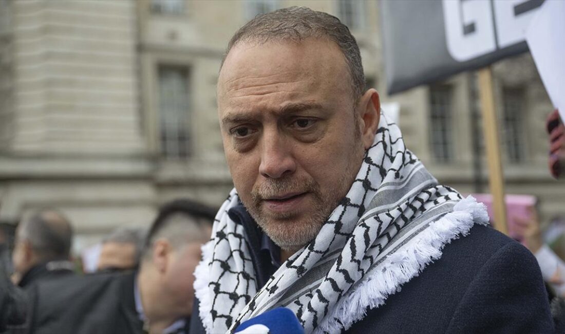 Filistin'in Londra'daki Misyon Başkanı Zomlot'tan AA foto muhabiri Haruf'un darbedilmesine tepki Filistin'in İngiltere'deki Misyonunun Başkanı Büyükelçi Hüsam Zomlot, "İsrail'in en büyük