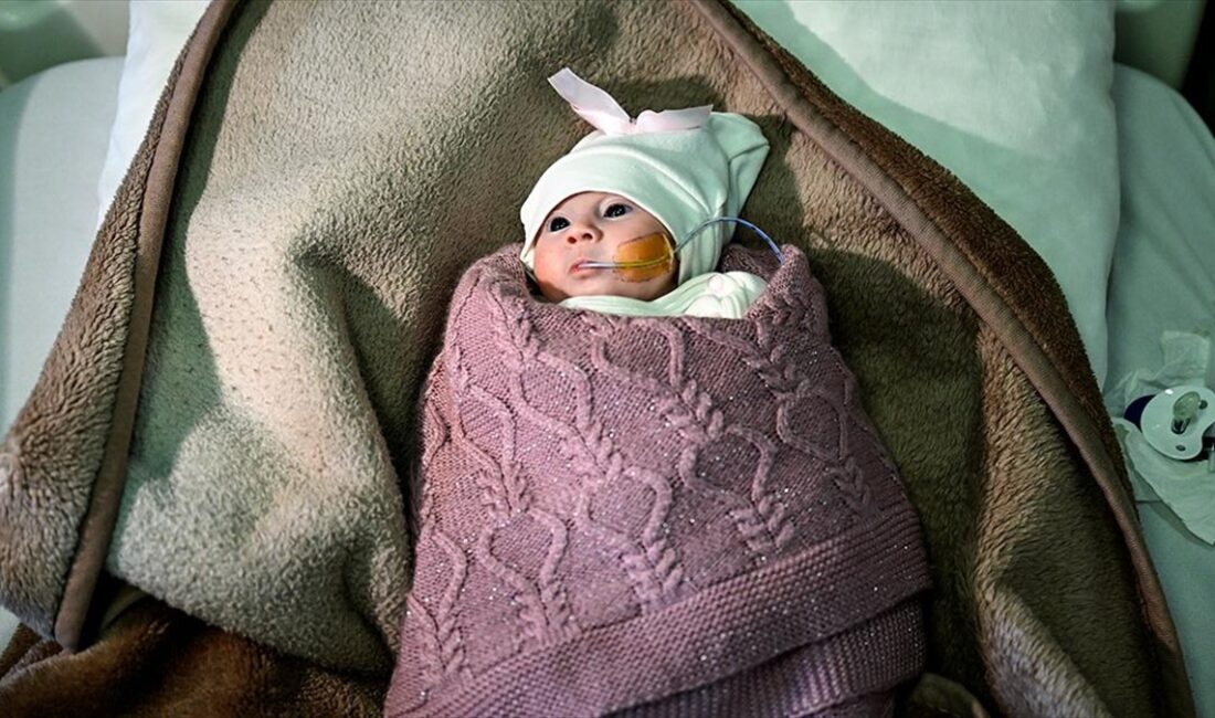 Doğduktan sonra nadir görülen çeşitli rahatsızlıkları olduğu tespit edilen Filistinli