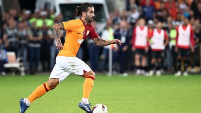 Göğüs kasında kopma meydana gelen Galatasaray'ın Portekizli futbolcusu Sergio Oliveira