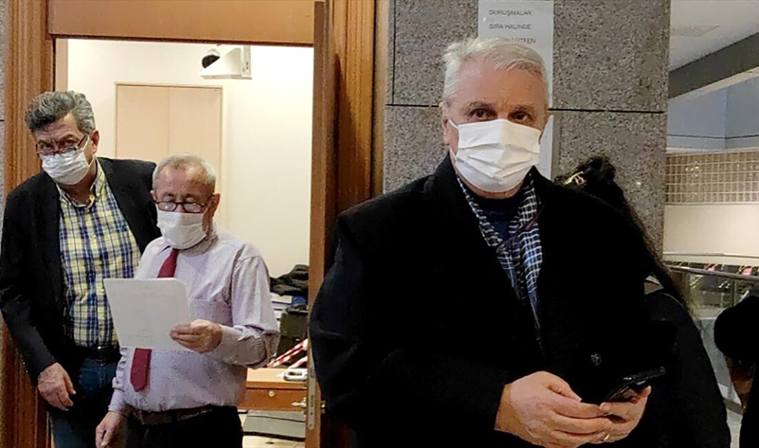 Hakkında "halkı kin ve düşmanlığa tahrik veya aşağılama" suçundan resen