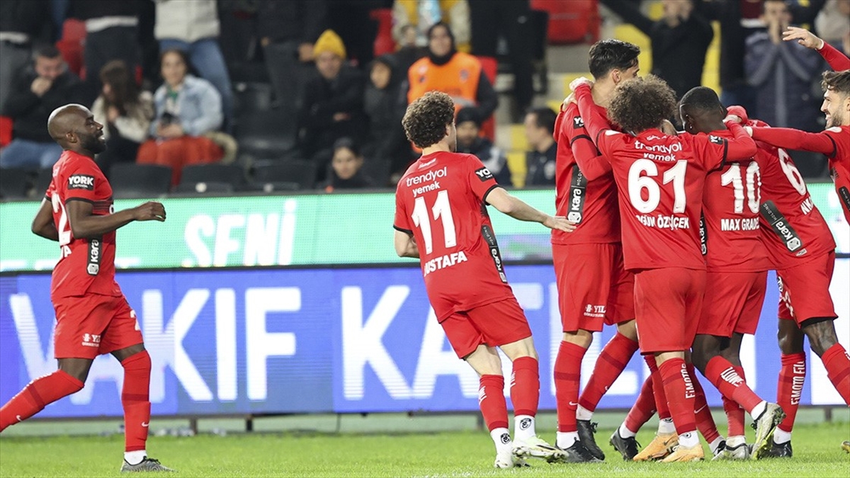 Trendyol Süper Lig'in 17. haftasında konuk ettiği Yukatel Adana Demirspor
