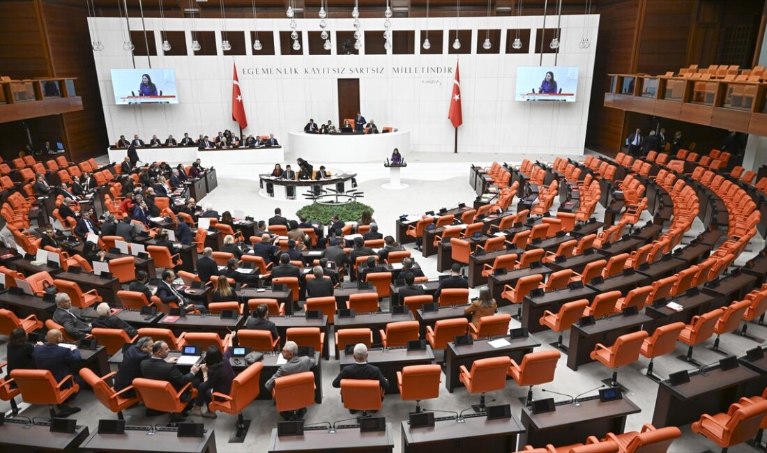 TBMM (AA) – Genel Kurulda, bütçe üzerindeki konuşmaların ardından soru-cevap