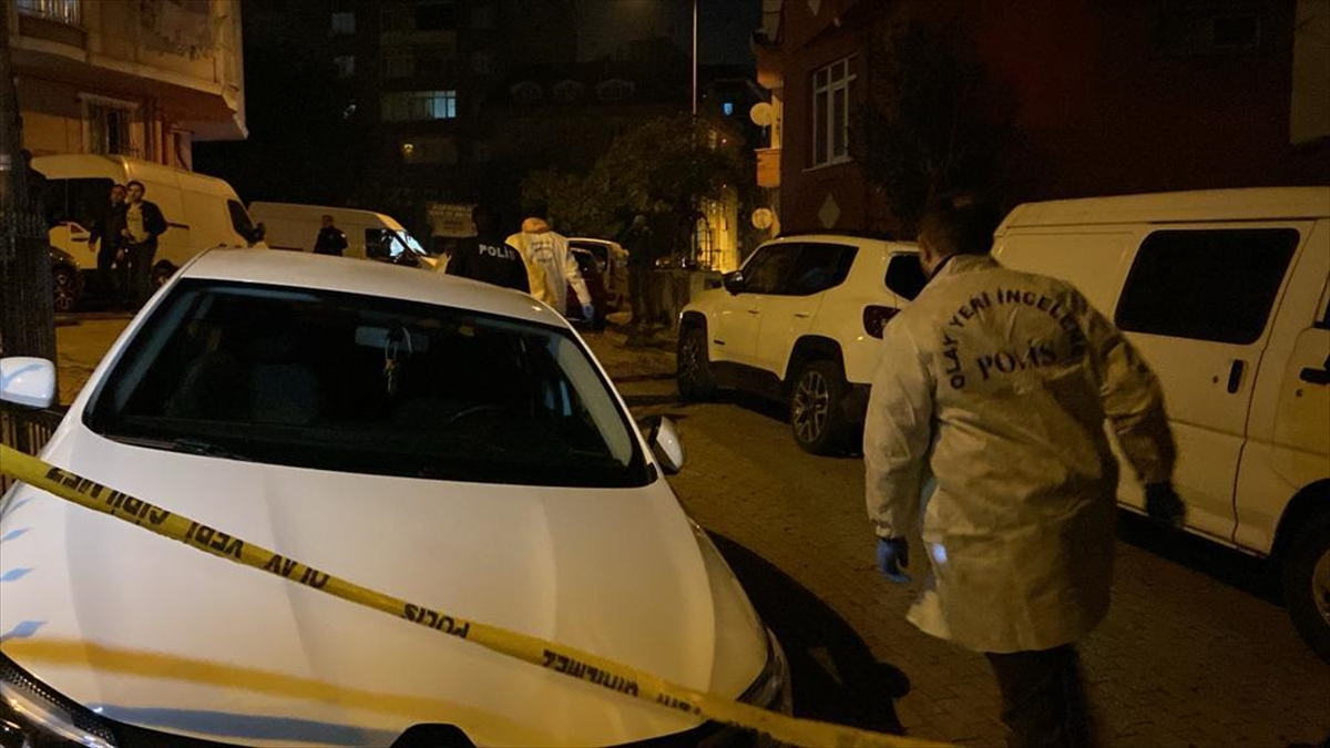 İstanbul Güngören'de iki grup arasında çıkan silahlı kavgada 1 kişi