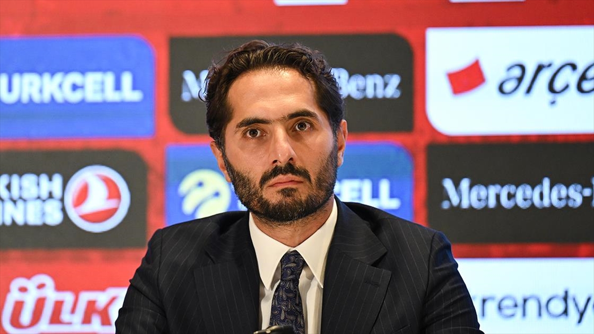 Milli Takımlardan Sorumlu Türkiye Futbol Federasyonu (TFF) Yönetim Kurulu Üyesi