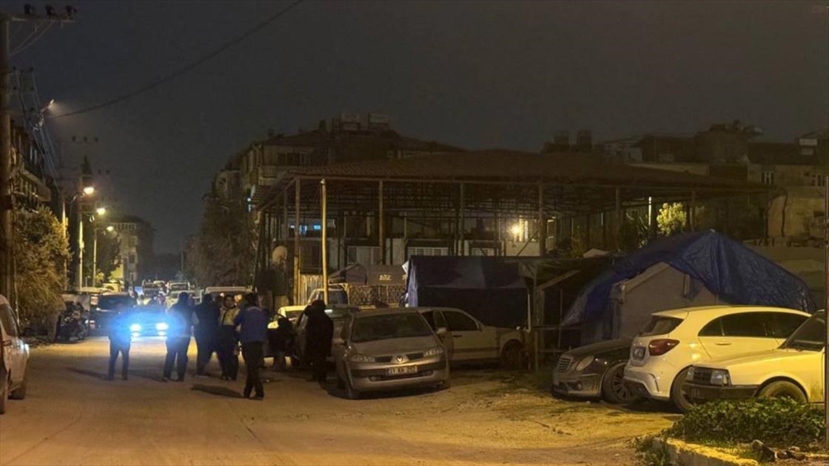 Hatay'ın Antakya ilçesinde 4,1 büyüklüğünde deprem meydana geldi.