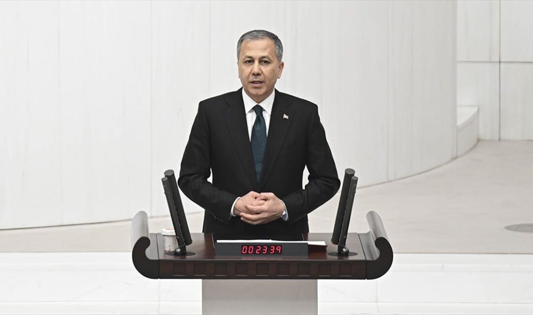 İçişleri Bakanı Ali Yerlikaya, 2023 yılının 11 ayında 1069 teröristin