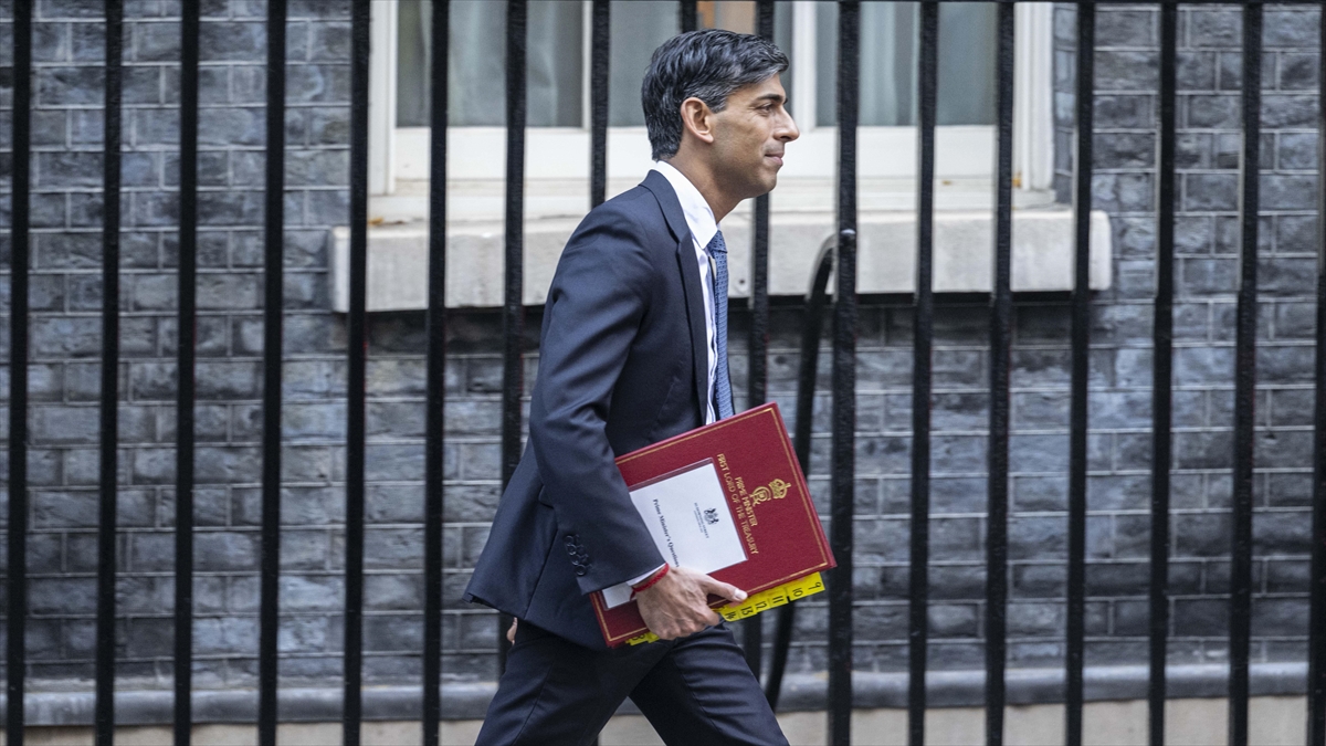 LONDRA (AA) – Sunak, Başbakanlık’ta düzenlediği basın toplantısında, yasa dışı