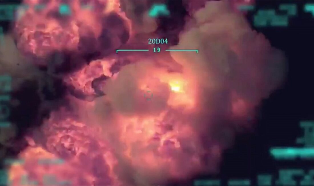 Irak ve Suriye'nin kuzeyinde 10 PKK'lı terörist etkisiz hale getirildi ANKARA (AA) – Bakanlıktan yapılan açıklamada, “Teröristler için hiçbir yer